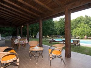 Bazén v ubytování Holiday Home Domus Incantada by Interhome nebo v jeho okolí