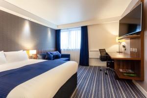 Postel nebo postele na pokoji v ubytování Holiday Inn Express Edinburgh Airport by IHG