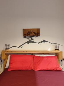 A bed or beds in a room at Forese House