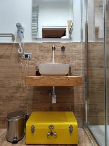 A bathroom at Forese House