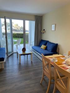 Posezení v ubytování NOUVEAU Appartement Belle Vue Mer