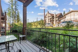 En balkon eller terrasse på Pines Unit 240
