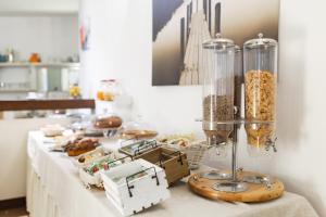 Makanan di atau berdekatan hotel