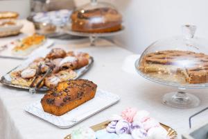 Makanan di atau berdekatan hotel