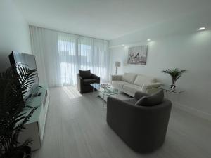 Area soggiorno di Amazing Ocean View! 10 floor Parking included
