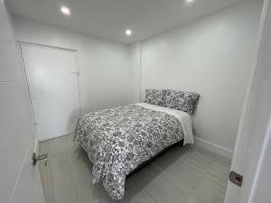 Letto o letti in una camera di Amazing Ocean View! 10 floor Parking included