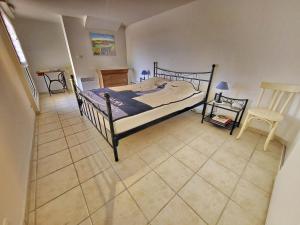 Postel nebo postele na pokoji v ubytování 722-Duplex, terrasse, vue mer, 100m de la plage