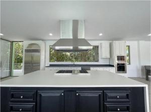 Dapur atau dapur kecil di Laura Mountain House