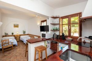 TV a/nebo společenská místnost v ubytování Casa Rural Alba Montis