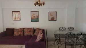 Χώρος καθιστικού στο Twin house Marseilia beach 3 north coast with golf car