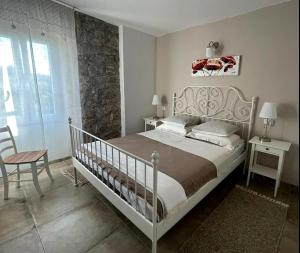 Posteľ alebo postele v izbe v ubytovaní Stone House Rosuja