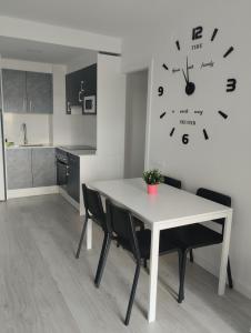 Kuchyň nebo kuchyňský kout v ubytování Apartamentos CH 2