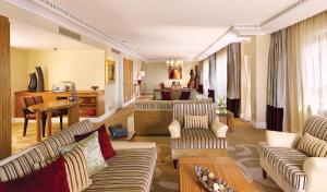 Posezení v ubytování Intercontinental Cairo Citystars by IHG