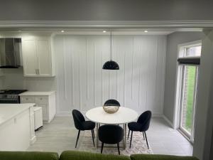 Fotografie z fotogalerie ubytování Fully Detached 4 Bedroom House in Kitchener v destinaci Kitchener