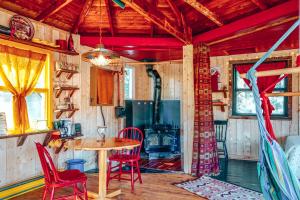 Imagine din galeria proprietății Chalet Lac Bellemare în Saint Mathieu Du Parc