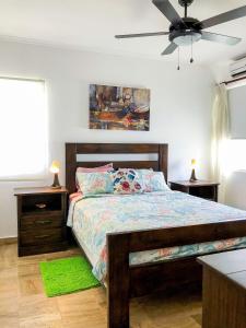 Postel nebo postele na pokoji v ubytování Beauty 2 beds apartment pool views walking distance to Playa Bavaro
