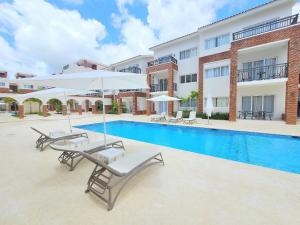 Bazén v ubytování Beauty Apartment Coral Village 2 close to the beach nebo v jeho okolí