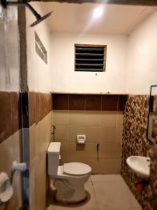 Ένα μπάνιο στο Violegre Homestay