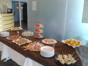 Makanan di atau berdekatan hotel