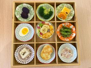 Makanan di atau berdekatan hotel