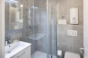 Et badeværelse på Kuschelnest + 19 billeder