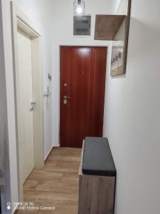 Mynd úr myndasafni af Imperija í Sremska Mitrovica