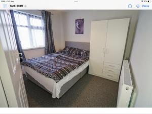 Gallery image of Four bedroom warm and cosy home in Athea