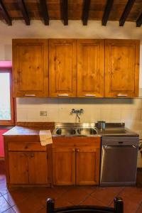 Η κουζίνα ή μικρή κουζίνα στο Your home in the Countryside +4 φωτογραφίες