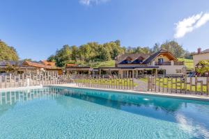 A piscina em ou perto de Bajsova domačija