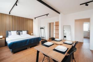Postel nebo postele na pokoji v ubytování NEU I Stilvoll I Boxspring I Smart TV I Zentral