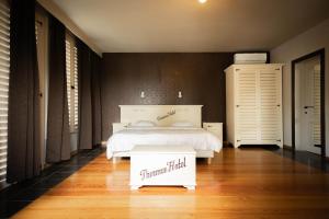 Postel nebo postele na pokoji v ubytování Thermae Grimbergen Hotel