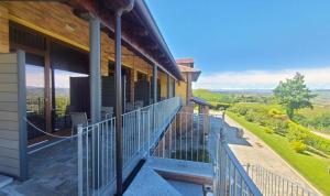 A balcony or terrace at Casa Castella - Langhe