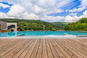 Bazén v ubytovaní Hotel Meta Resort & Vine SPA alebo v jeho blízkosti