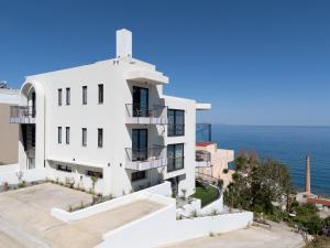 Foto dalla galleria di Rea Apartments a Rethymno