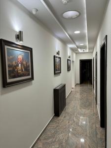 Телевізор і / або розважальний центр в Atrium
