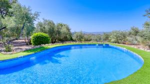 Bazén v ubytovaní Casa El Paraiso Montecorto by Ruralidays alebo v jeho blízkosti