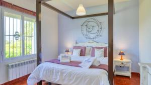 Posteľ alebo postele v izbe v ubytovaní Casa El Paraiso Montecorto by Ruralidays