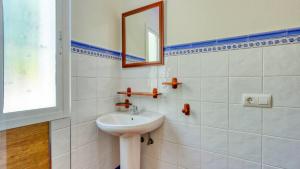 Kúpeľňa v ubytovaní Casa El Paraiso Montecorto by Ruralidays + 16 fotografií