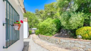 Vonkajšia záhrada v ubytovaní Casa El Paraiso Montecorto by Ruralidays