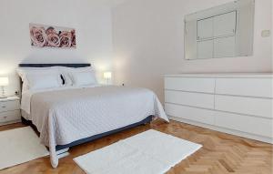 Fotografie z fotogalerie ubytování Cozy Home In Lukovo Sugarje With Wifi v destinaci Barić Draga