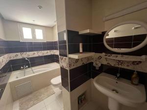 Gallery image of une charmante maison a kantaoui in Sousse