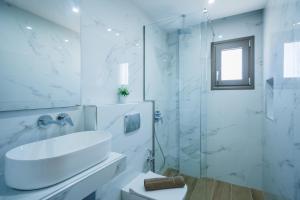 Phòng tắm tại Villa Lux Stana +25 ảnh