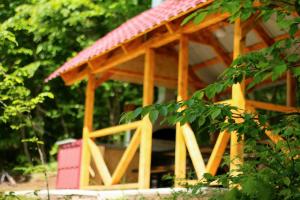 Vrt ispred objekta Opus 11 Dilijan