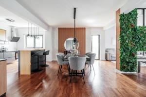 Dapur atau dapur kecil di Olive Tree Apartments by In Property