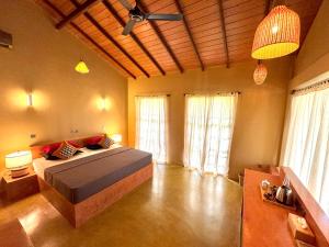 Postel nebo postele na pokoji v ubytování Art Yala Boutique Resort