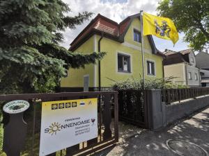 The building in which the holiday home is located