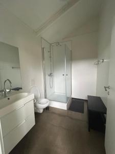 Arhus Cottage and Camping的一间浴室