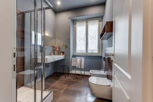 Un baño de B&b L' Orangerie 54 fotos más