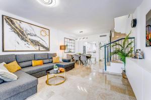 Posedenie v ubytovaní Luxury Holiday House Tenerife