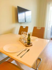 Gambar di galeri bagi Harmonia Orange Apartment di Budva +2 gambar